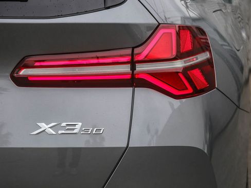 New 2026 BMW X3 xDrive30i w/ Premium Package AWD/4WD image 7