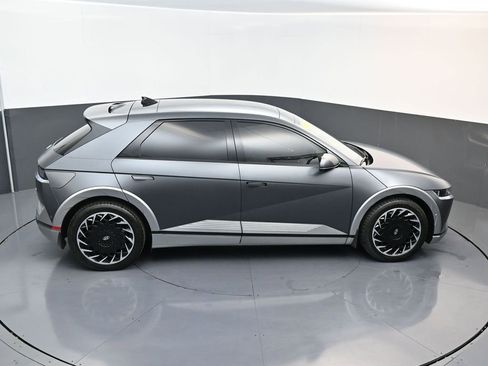 Certified 2023 Hyundai Ioniq 5 Limited w/ Cargo Package image 17