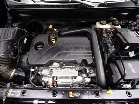 Used 2024 Chevrolet Equinox LS w/ Driver Confidence II Package FWD image 24