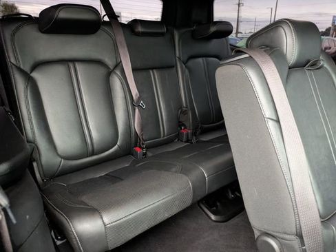 Used 2022 Jeep Wagoneer Series II image 29