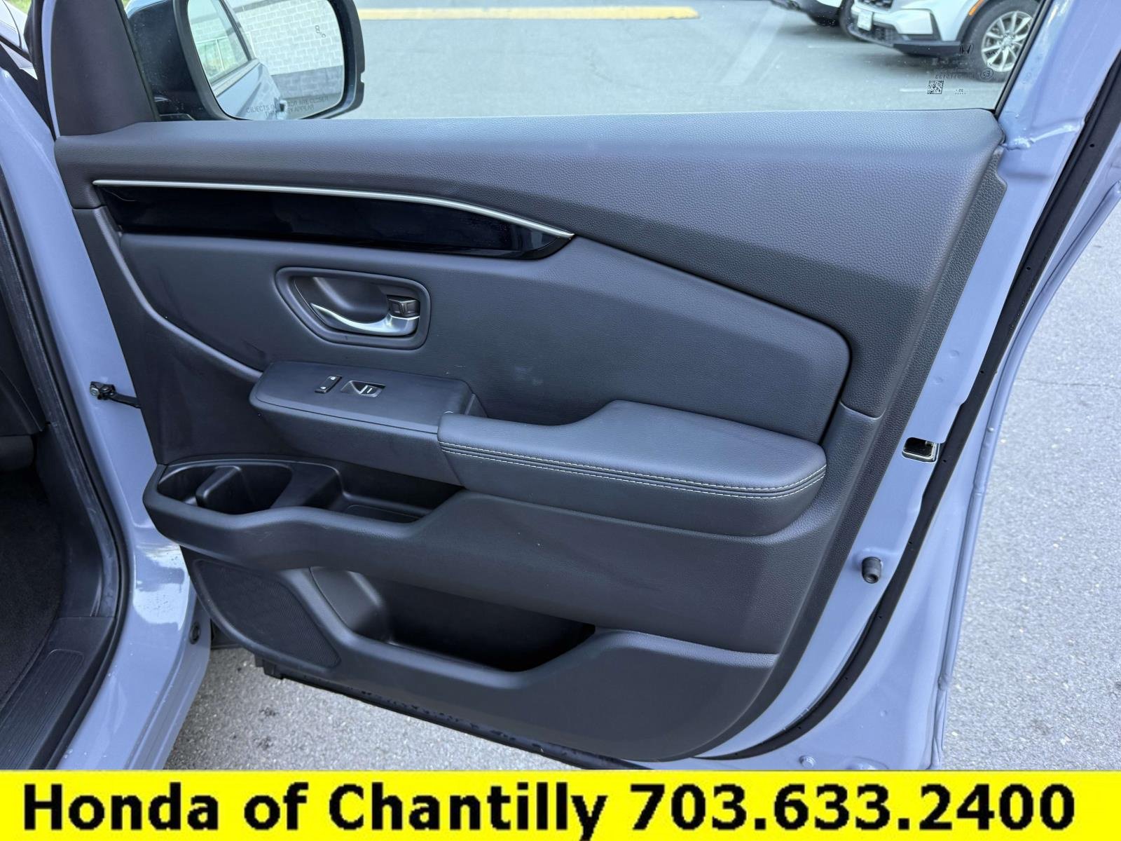 Certified 2025 Honda Pilot Touring image 11