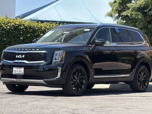 Used 2022 Kia Telluride EX w/ EX Premium Package FWD image 8