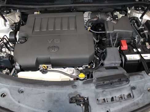 Used 2014 Toyota Avalon XLE FWD image 34