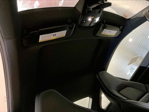 Used 2025 Porsche 911 Carrera T image 25