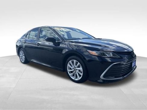Used 2024 Toyota Camry LE w/ Cold Weather Package AWD/4WD image 10