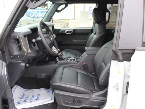 New 2026 Ford Bronco Badlands AWD/4WD image 23