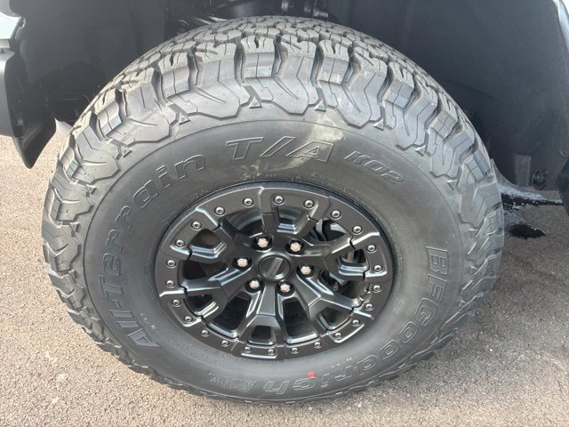New 2026 Ford Bronco Raptor w/ Interior Carbon Fiber Pack AWD/4WD image 18