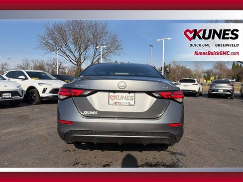 Used 2024 Nissan Sentra SV image 8