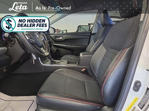 Used 2015 Toyota Camry SE FWD image 13