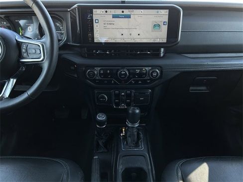 Used 2024 Jeep Wrangler High Altitude image 18