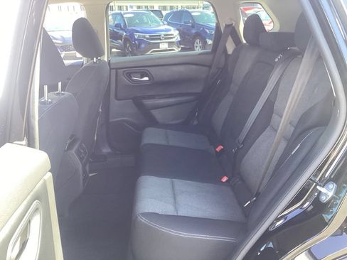 Used 2026 Nissan Rogue SV AWD/4WD image 14
