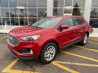 Used 2024 Ford Edge SEL w/ Convenience Package