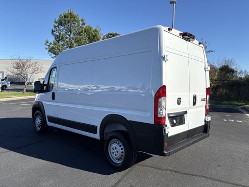 New 2026 RAM ProMaster 1500 w/ Safety Group FWD image 7