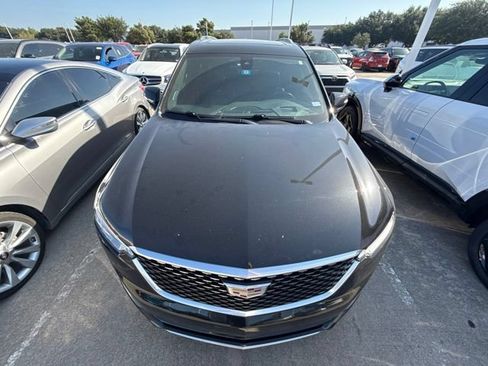 Used 2020 Cadillac XT6 FWD image 4