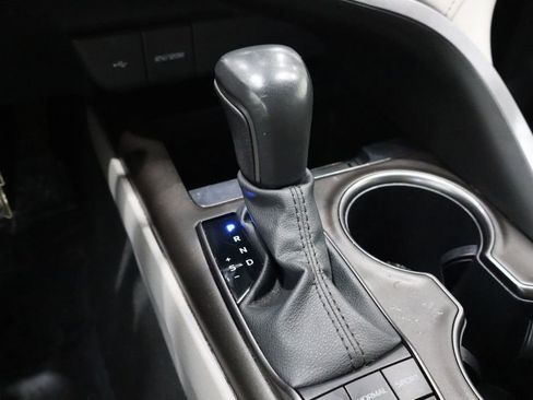 Used 2023 Toyota Camry SE image 39