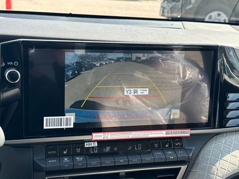 New 2026 Toyota Camry XLE AWD/4WD image 22