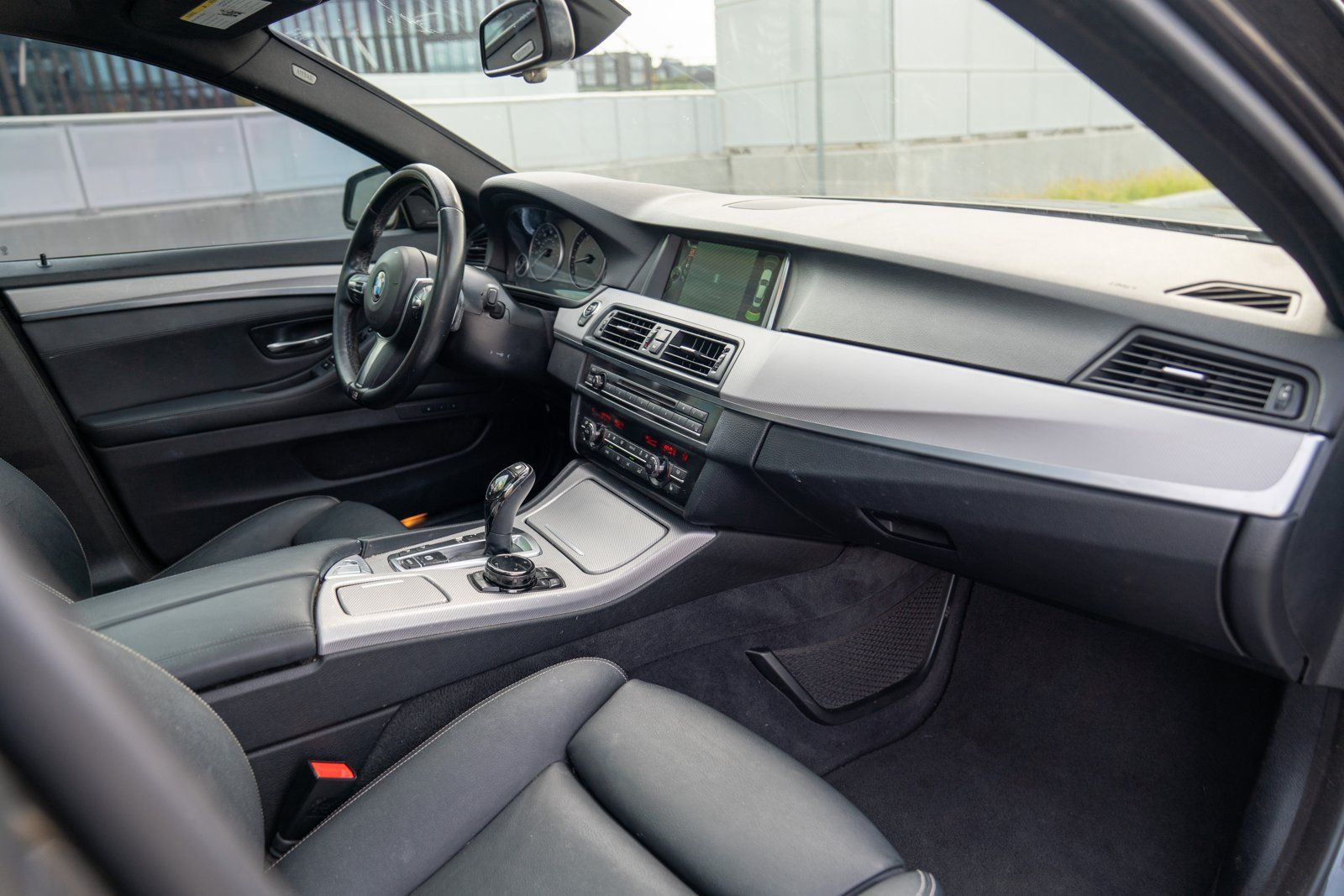 Used 2014 BMW 535i xDrive Sedan AWD/4WD image 25
