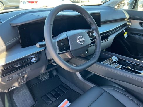 New 2025 Nissan Murano SL image 15