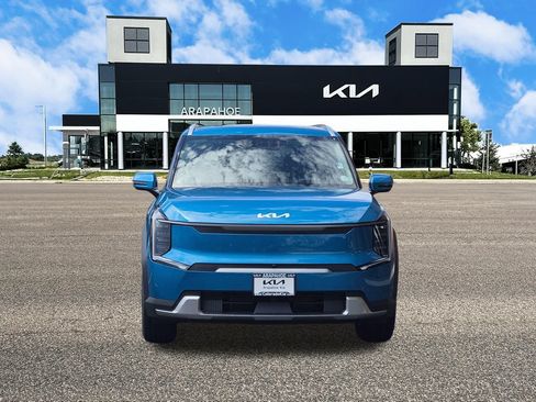 New 2026 Kia EV9 Wind AWD/4WD image 3