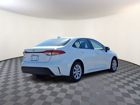 Used 2024 Toyota Corolla LE FWD image 6