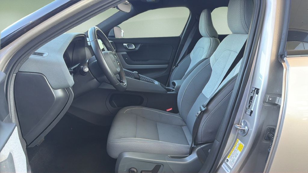 Used 2024 Polestar Polestar 2 RWD image 27
