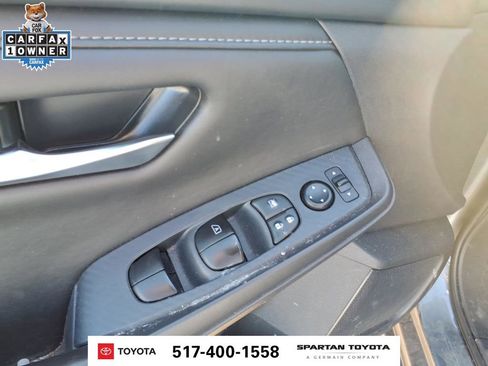 Used 2025 Nissan Sentra SV FWD image 15