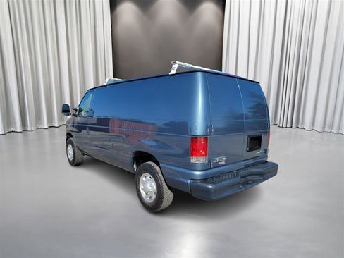 Used 2014 Ford E-350 and Econoline 350 Super Duty w/ Insulation Package image 5