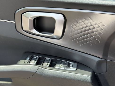 New 2026 Kia Sorento LX FWD image 34