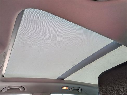 Used 2014 Volkswagen Tiguan SEL image 13