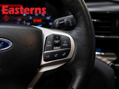 Used 2024 Ford Explorer Limited image 16