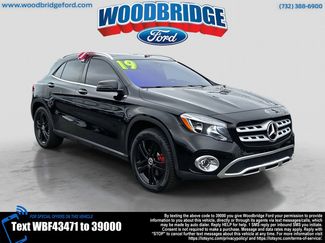 Used 2019 Mercedes-Benz GLA 250 4MATIC image 1