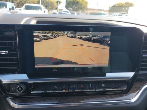 Used 2022 Chevrolet Silverado 1500 RST image 10