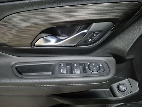 Certified 2023 GMC Terrain SLE w/ Driver Convenience Package image 25