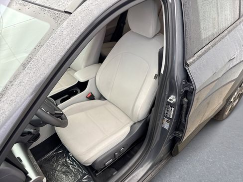 Used 2024 Hyundai Kona SEL image 11