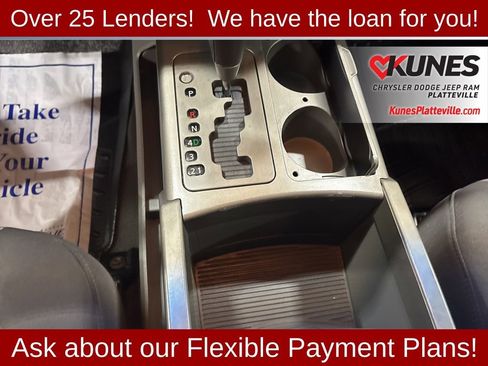 Used 2006 Nissan Titan SE image 26