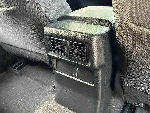 Used 2025 Toyota 4Runner SR5 AWD/4WD image 42