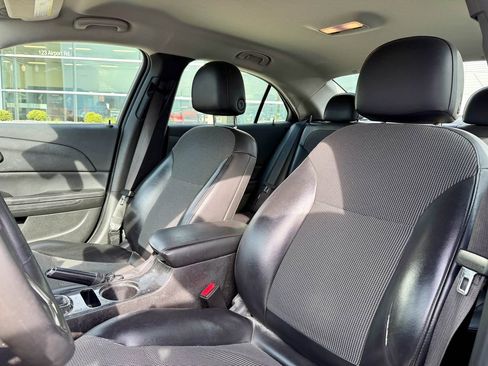 Used 2015 Chevrolet Malibu LT w/ Power Convenience Package image 10