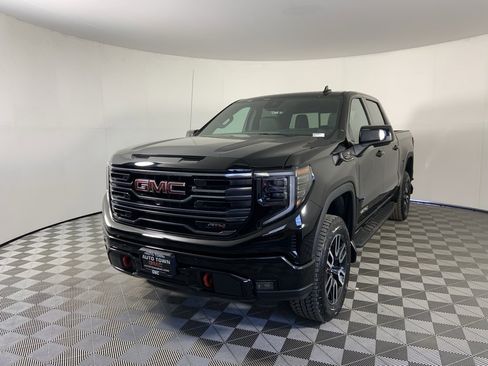 Used 2025 GMC Sierra 1500 AT4 w/ AT4 Premium Package image 5