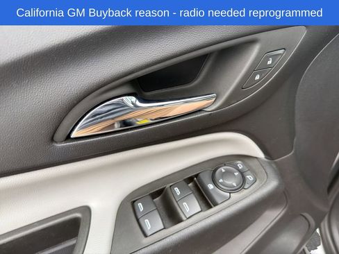 Used 2023 Chevrolet Equinox LS w/ Driver Confidence II Package FWD image 12