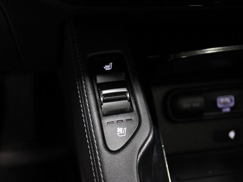 Used 2022 Kia Telluride EX w/ EX Premium Package FWD image 32
