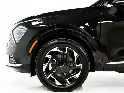 Certified 2025 Kia Sportage SX image 31