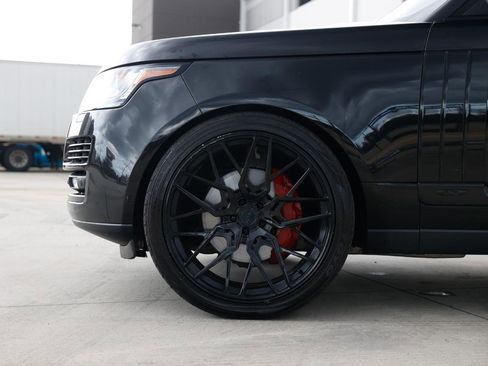Used 2015 Land Rover Range Rover Long Wheelbase Supercharged image 28