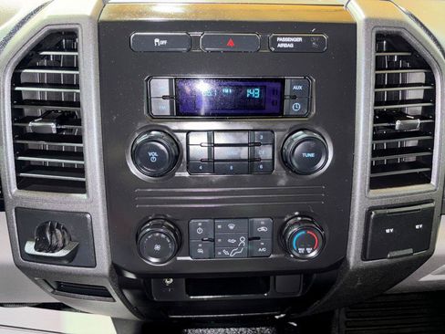 Used 2017 Ford F250 XL w/ Power Equipment Group image 19