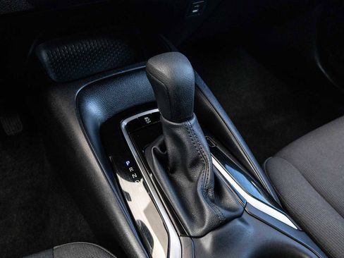 Certified 2025 Toyota Corolla LE image 19