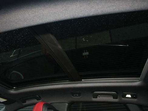 New 2026 Porsche Macan GTS image 24