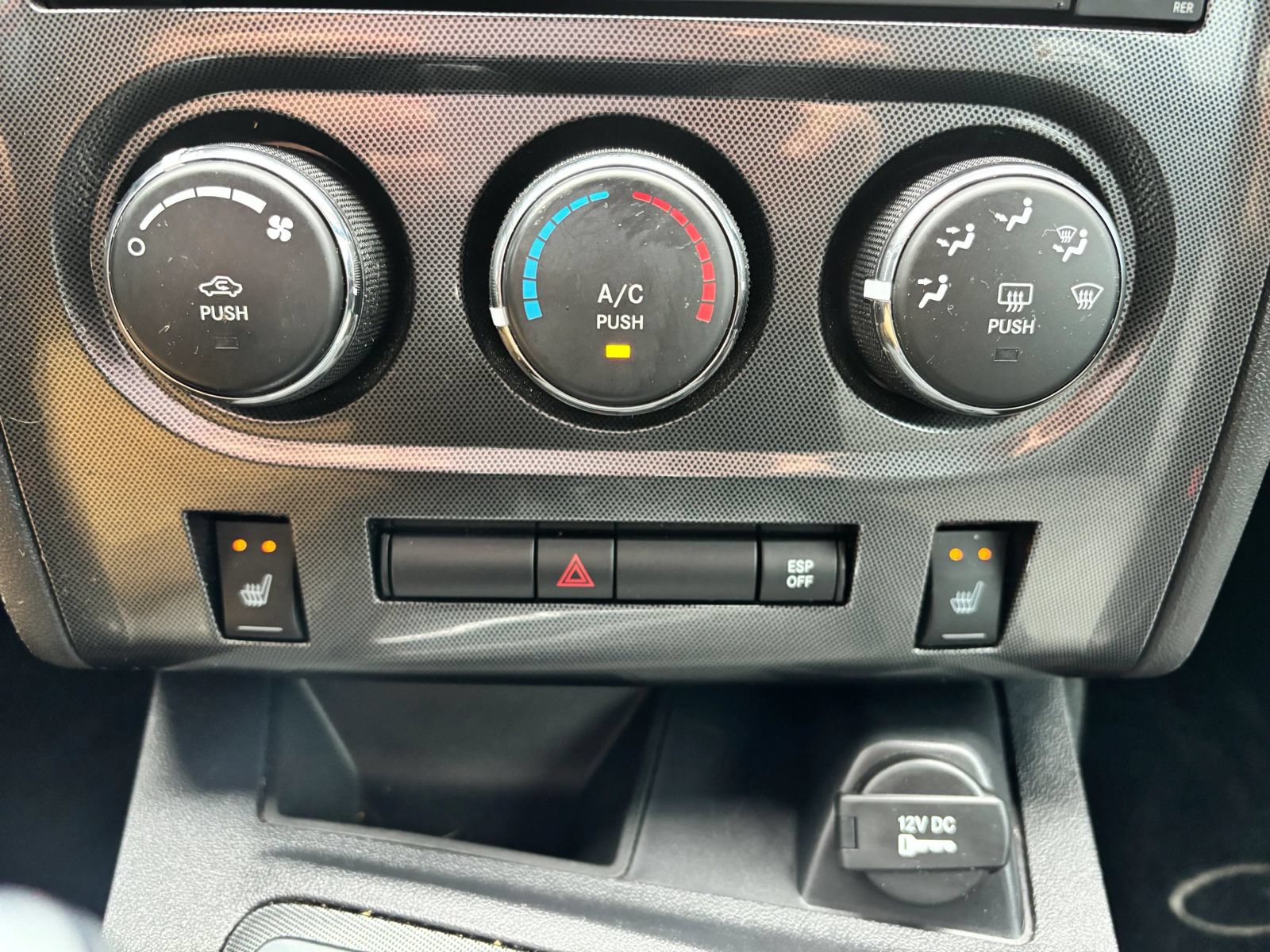 Used 2009 Dodge Challenger R/T RWD image 25