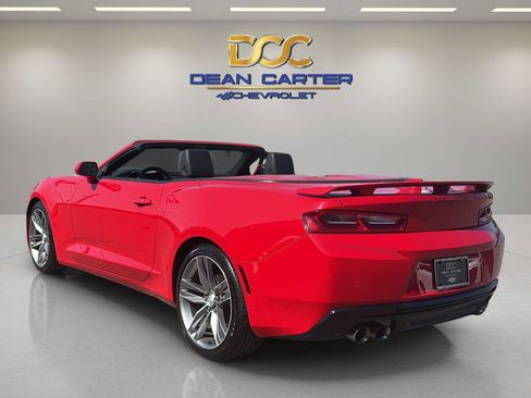 Used 2017 Chevrolet Camaro LT RWD image 4