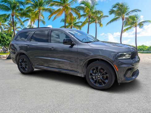 Used 2025 Dodge Durango GT w/ Blacktop Package RWD image 1
