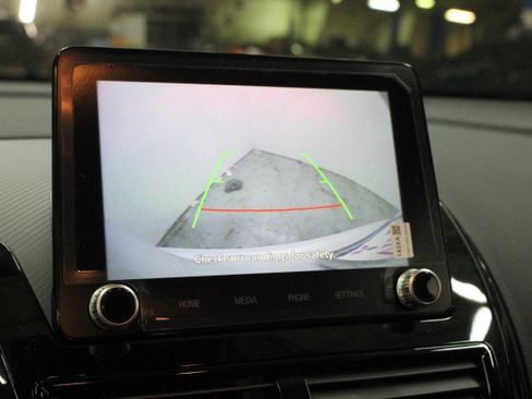 New 2026 Mitsubishi Eclipse Cross ES image 13