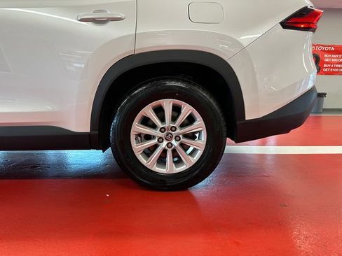 Certified 2024 Toyota Grand Highlander AWD image 28